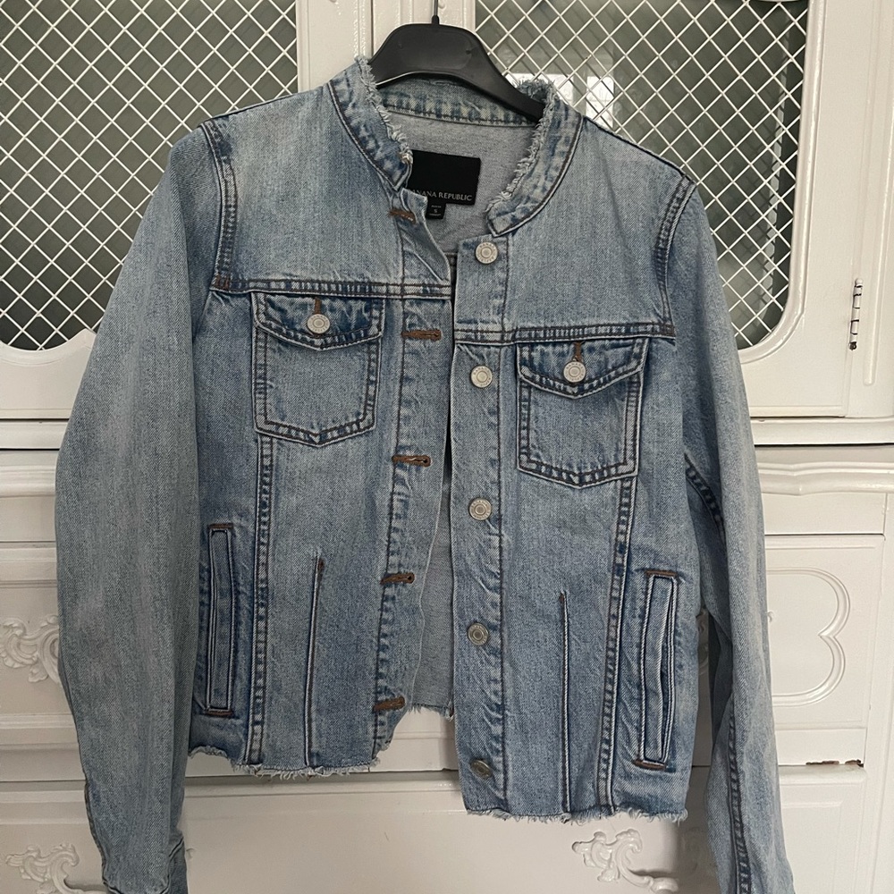 BANANA REPUBLIC mini Jean Denim Jacket Size S, $29